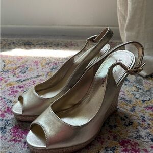 Lilly Pulitzer Elegant Gold Wedge Slingback Heels